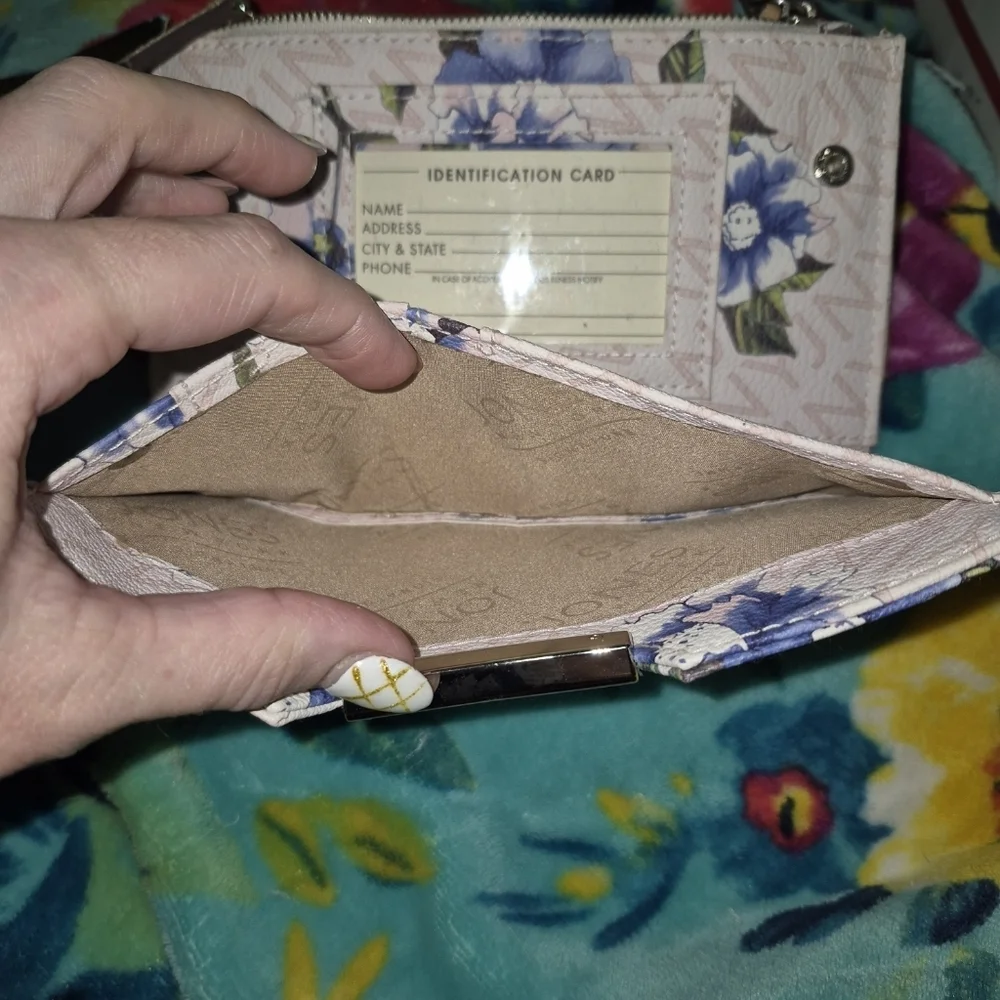 ⚜️NWT⚜️ Jones New York Elegant Floral Women's Wallet/Wristlet 💠